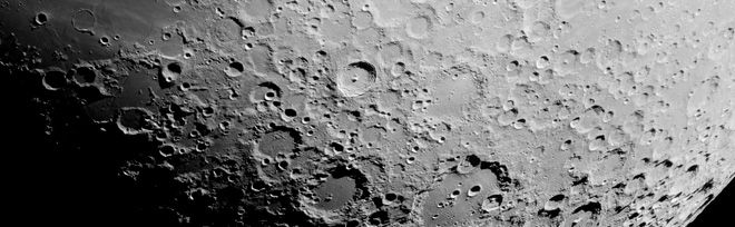 Lune gibbeuse - (c) Cosmagora